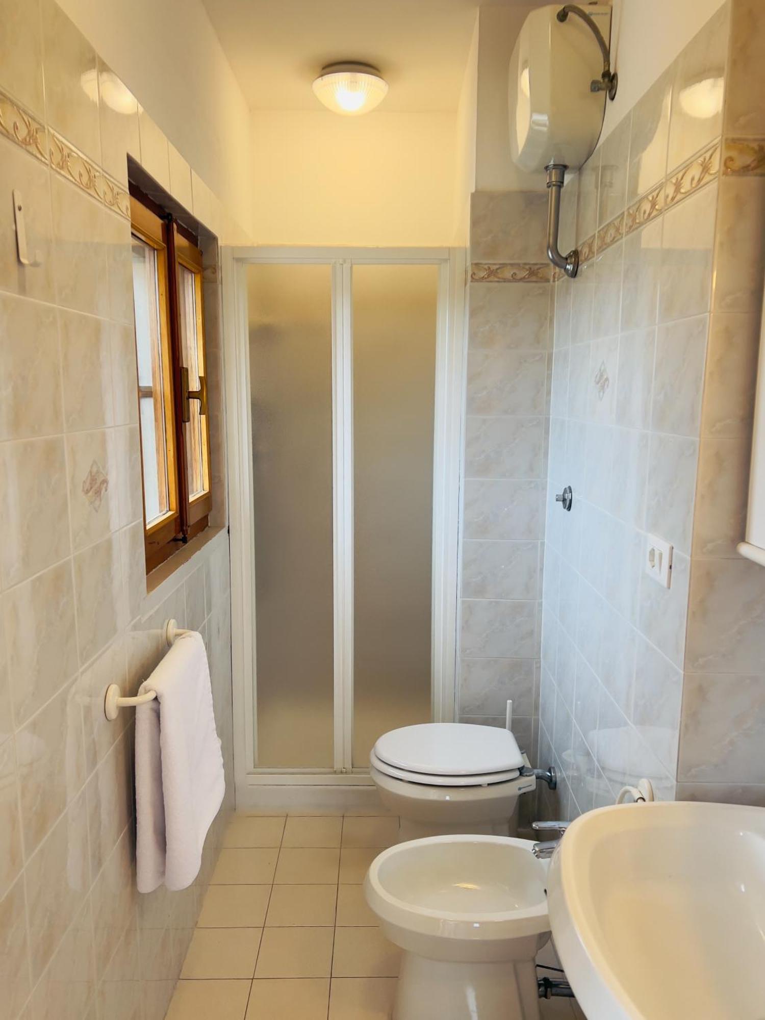 Villa Lavinia B&B Montescudaio Habitación foto