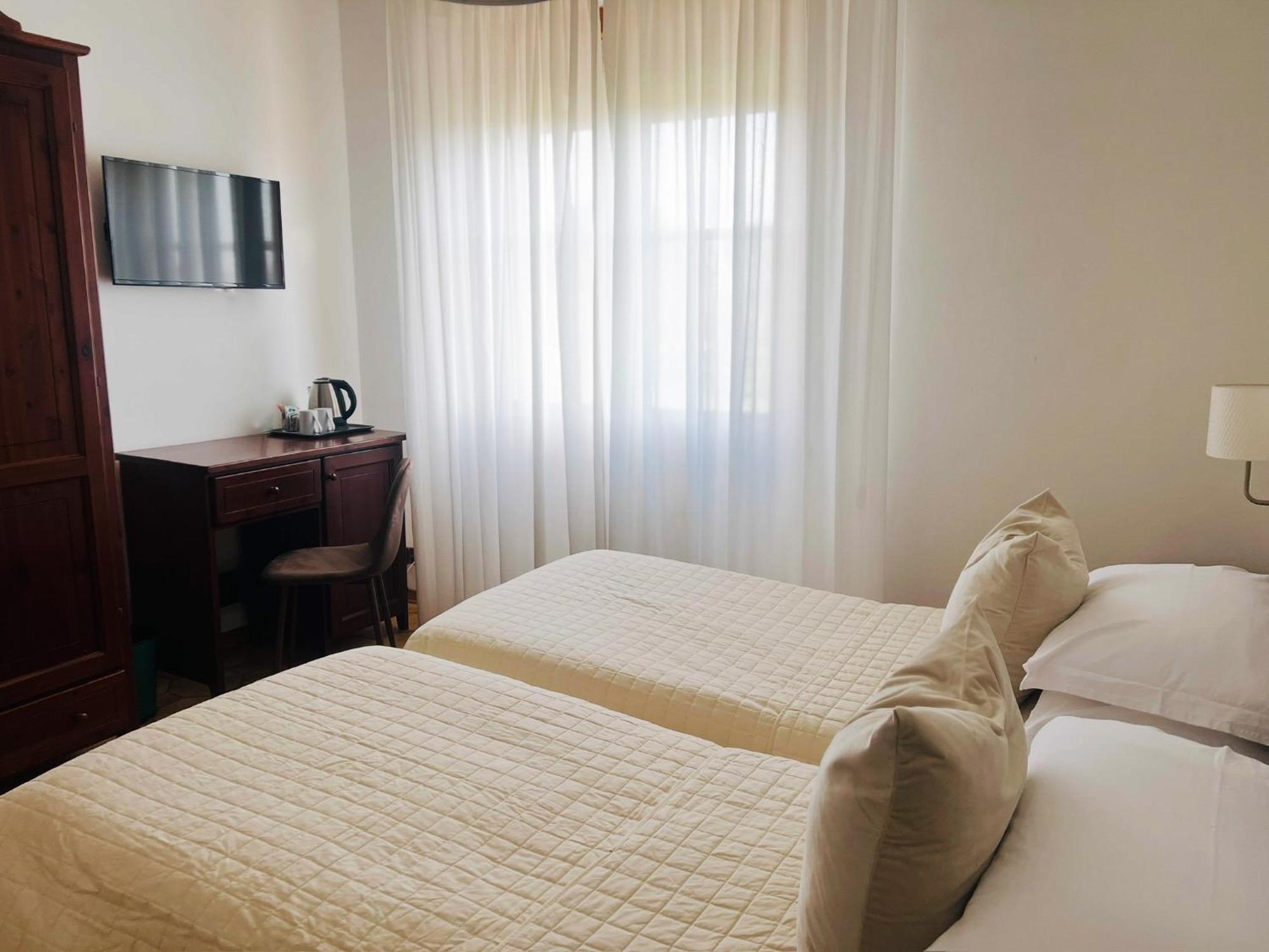 Villa Lavinia B&B Montescudaio Habitación foto